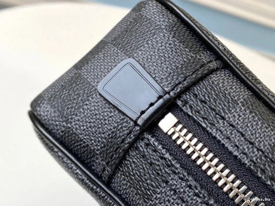 TOILETRY GM POUCH VUITTON LOUIS 1231